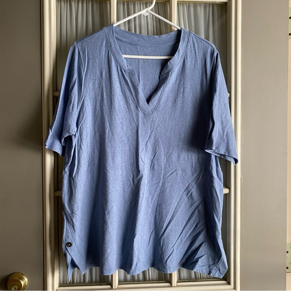 J. Jill hemp cotton blue split neck tee